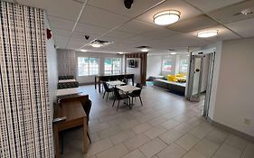 Microtel Inn & Suites By Wyndham Charlotte/Northlake